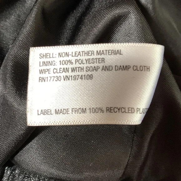 Wild Fable black, vegan leather bomber jacket.  Size XL - Picture 6 of 9